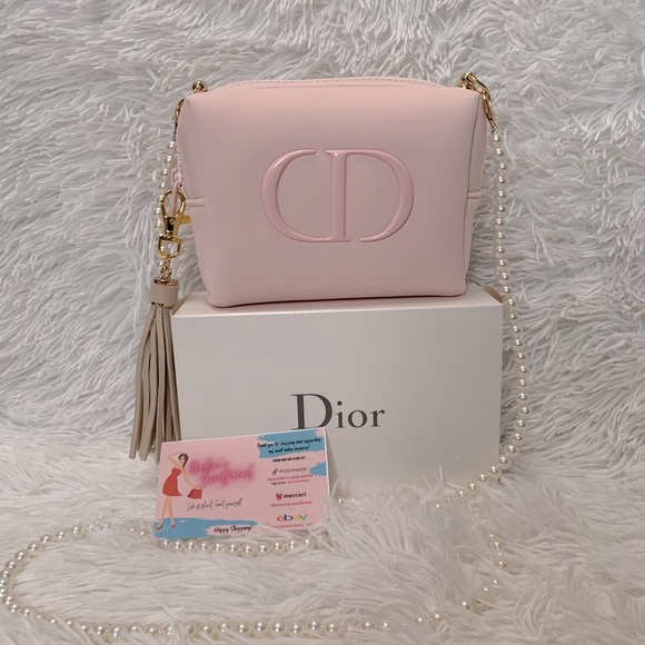 Pink dior pouch - Picture 3 of 7